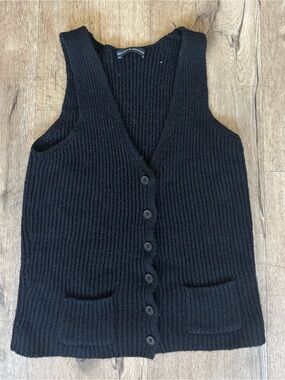 Brandy Melville Elizabeth Vest Top